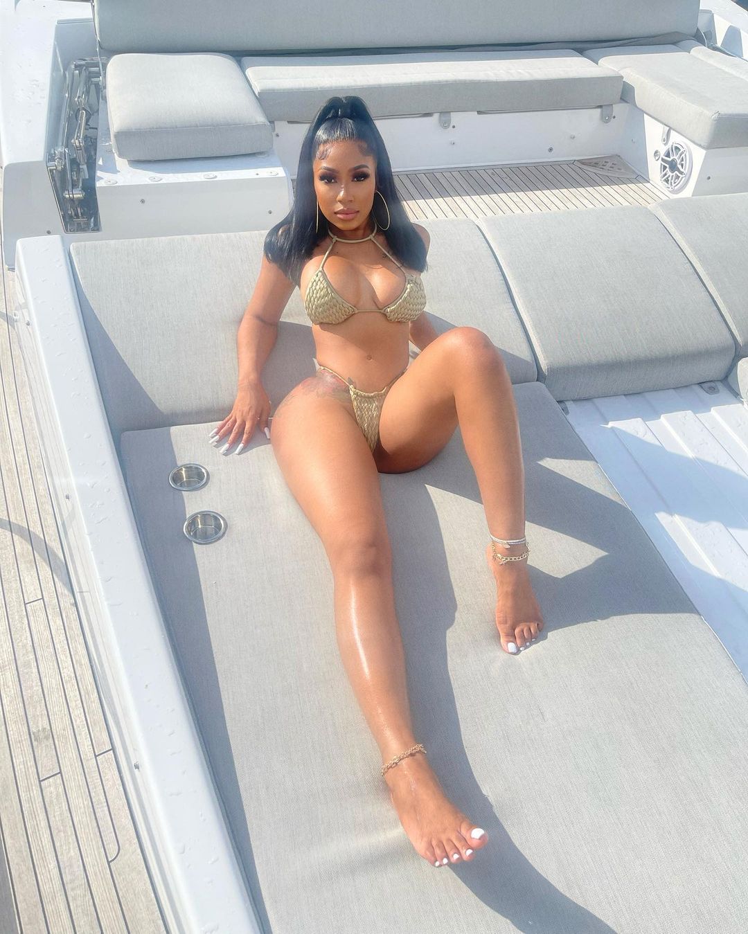 REAL 103.9 on X: Caresha, PLEASE 😍🥵🤤😛 #YungMiami  t.coqETUl3VyZb  X