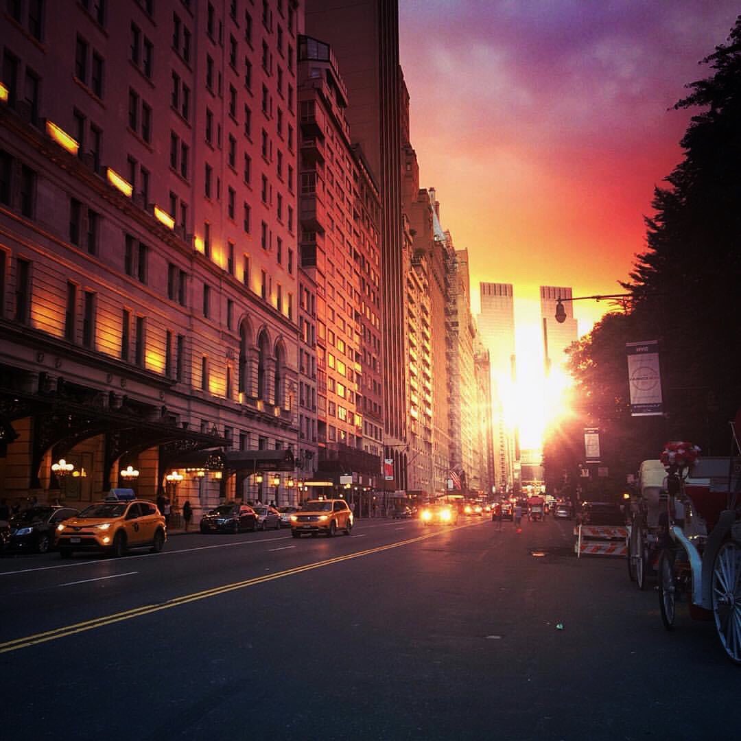 travelinglens's tweet photo. new york city sunset https://t.co/fGBb4rvWrk