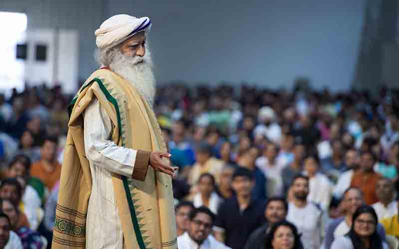 SadhguruJV's tweet photo. Every longing is actually a longing for the infinite, finding expression in installments. #SadhguruQuotes https://t.co/JJIEkOwmzG