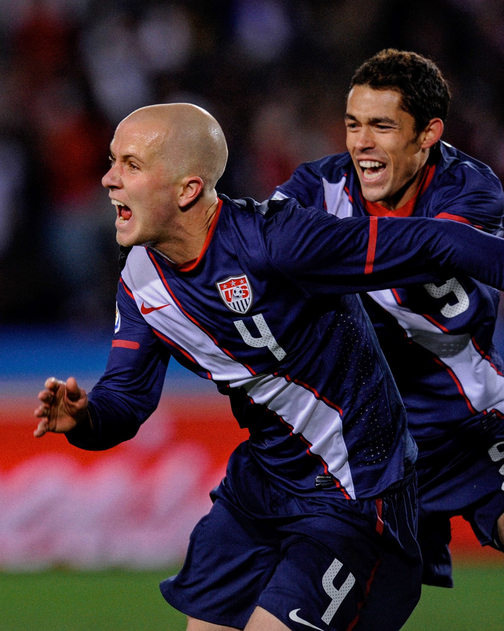 Tap the  to wish Michael Bradley a happy birthday today!  