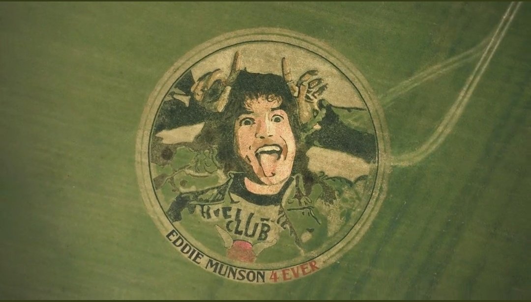 munsonsafe's tweet image. we're not in 86, but 2022 was also your year eddie munson