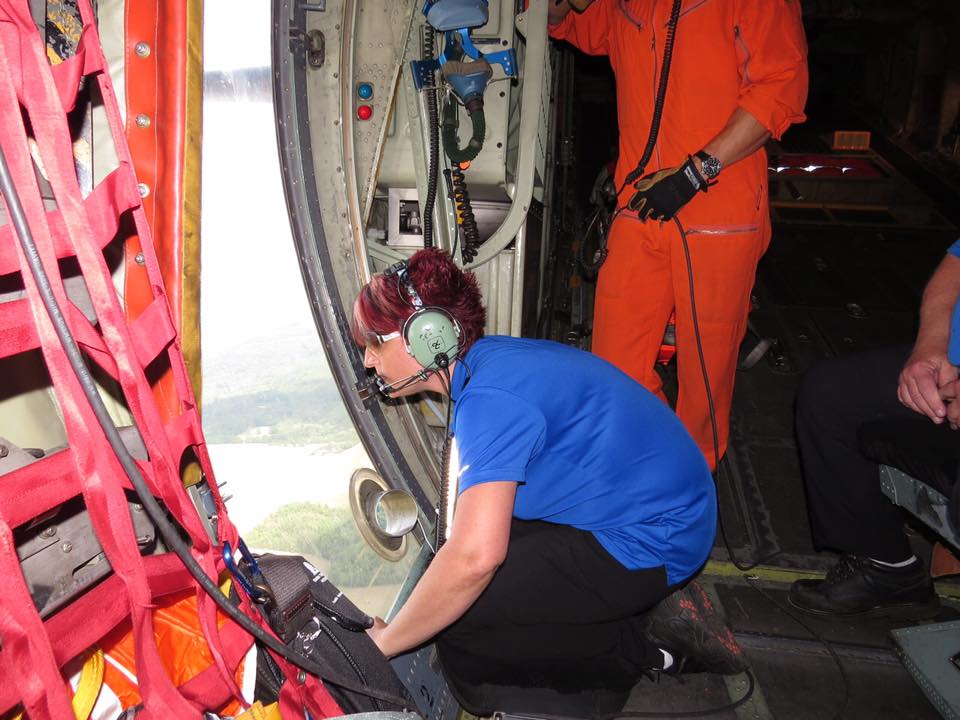 Great to work so closely with <a href="/RCAFOperations/">RCAF Operations</a> <a href="/JRCCTrentCCCOS/">Trenton JRCC CCCOS</a> #424Squadron #SARpartners Here is the view inside looking out as our President trains aboard a Hercules C130 #CASARA over SW Ontario