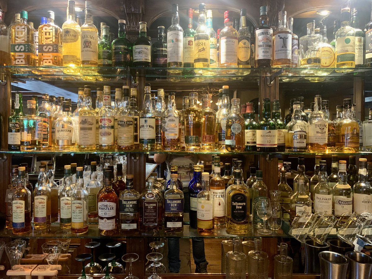 Why is there a wonderful irish pub on the way home?☘️ I just had to stop😅