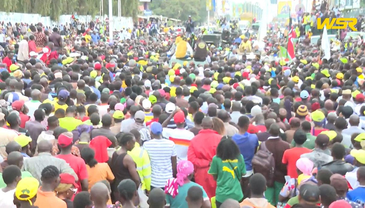 McShynne_Ke's tweet photo. Atwoli and Oparanya shocked seeing Kenya Kwanza bring Kakamega town   to a standstill outside the gates of Bukhungu stadium 🤣.#WesternDeclaration #TheLastDance https://t.co/0qN1WhOPFu