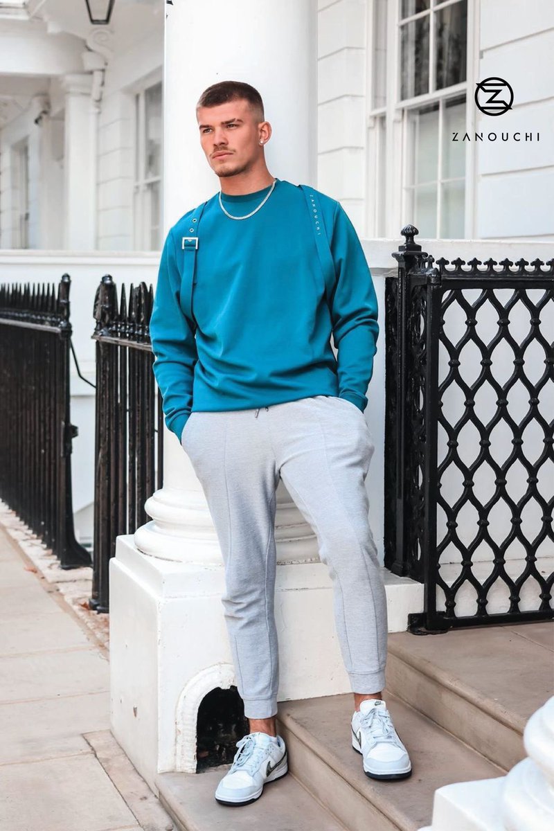 Zanouchi_'s tweet photo. Summer Vibes! #ilovezanouchi 
Tap link in bio to shop☝️
.
.
#sunday #london #ootd #ootdfashion #fitness #tiktok #fyp #model #love #sweatshirt #top #football #gym #boxing #hiphop #rnbmusic #luxuryclothes https://t.co/QwfcLgxiBN