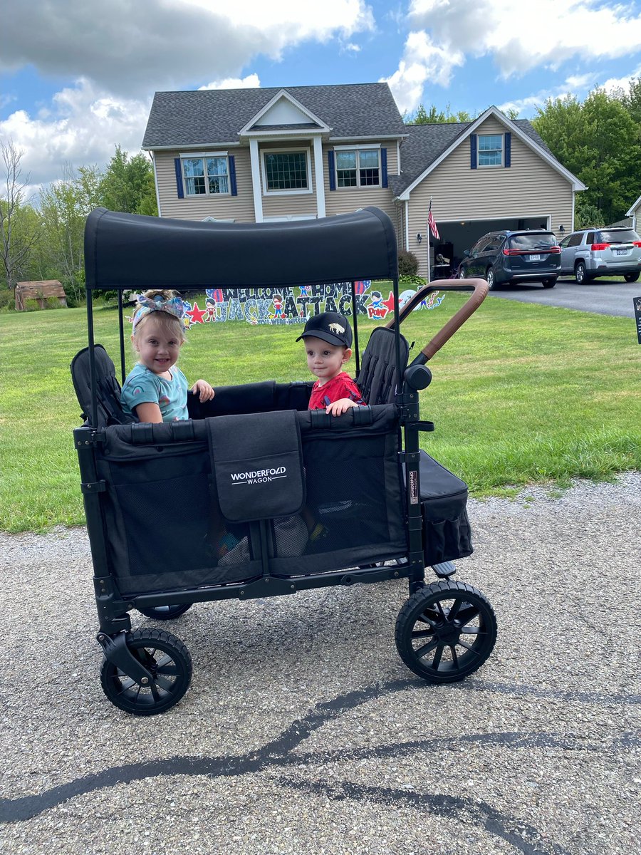PUNTpedcancer's tweet photo. Circling the wagons for warrior Jack as he recovers from surgery. ⭕️We’re so happy our “Field of Dreams” program could make this sweet ride possible for Jack. 😊 #onlywithyou 🙌🏽 #jackattack
We honored to be there for you, Jack and family. 💛🎗 https://t.co/oNnXxJzFYH