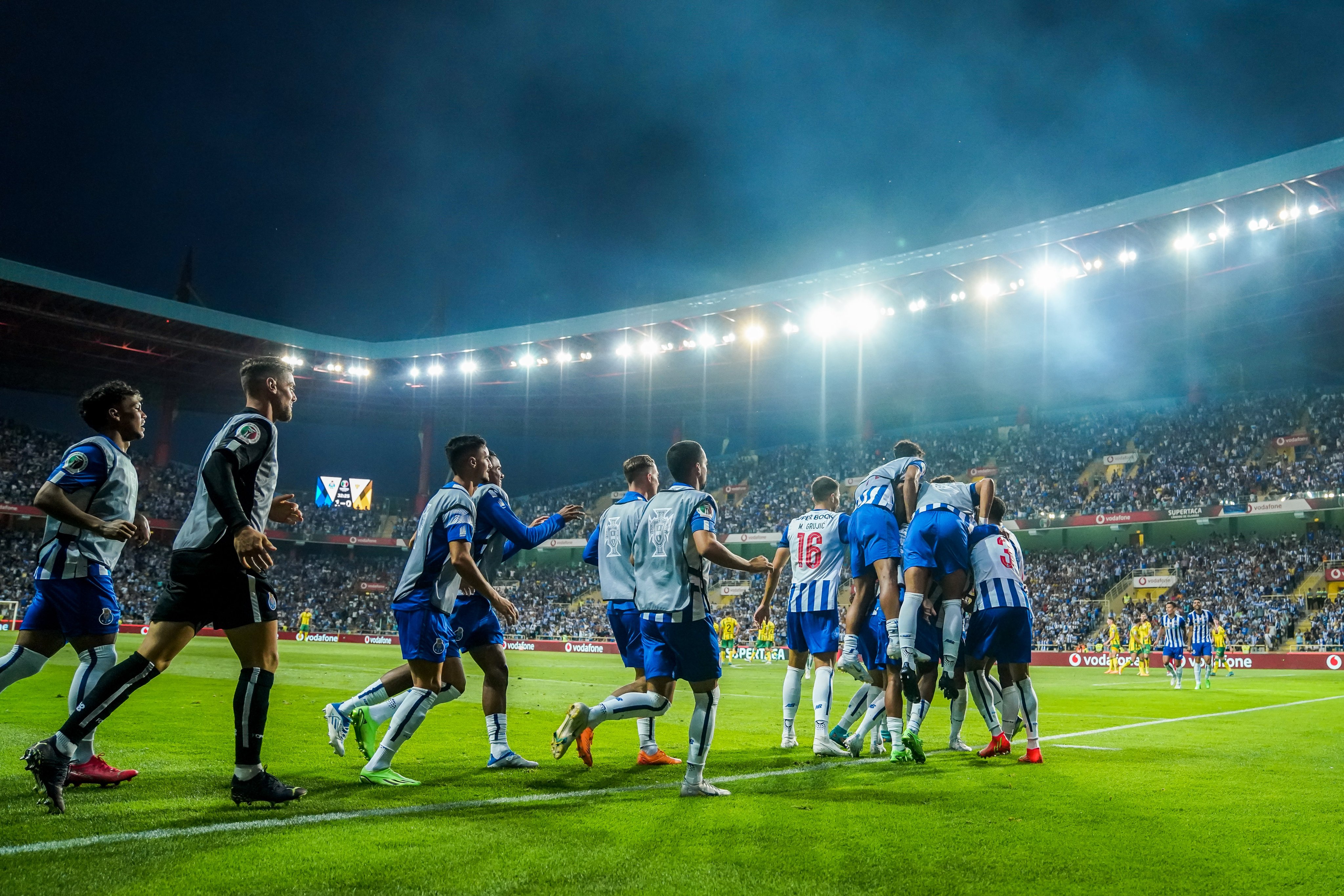 FC Porto on X: 💪 Sábado estamos #DeVolta 🐉 🔵⚪ Esperamos por