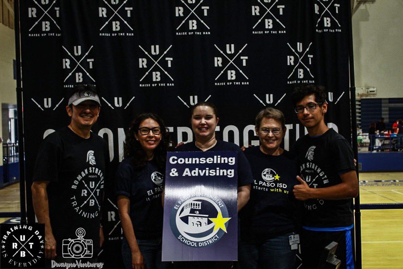 raiseupthebar's tweet photo. We were proud to be part of EPISD Back to School fair what  a wonderful  way to unite our community and educate families about programs and services. #StrongerTogether

📸: RUTB Student Media Dwayne R.

@EPISD_FamilyEng | @ELPASO_ISD https://t.co/rNpmGpUehN