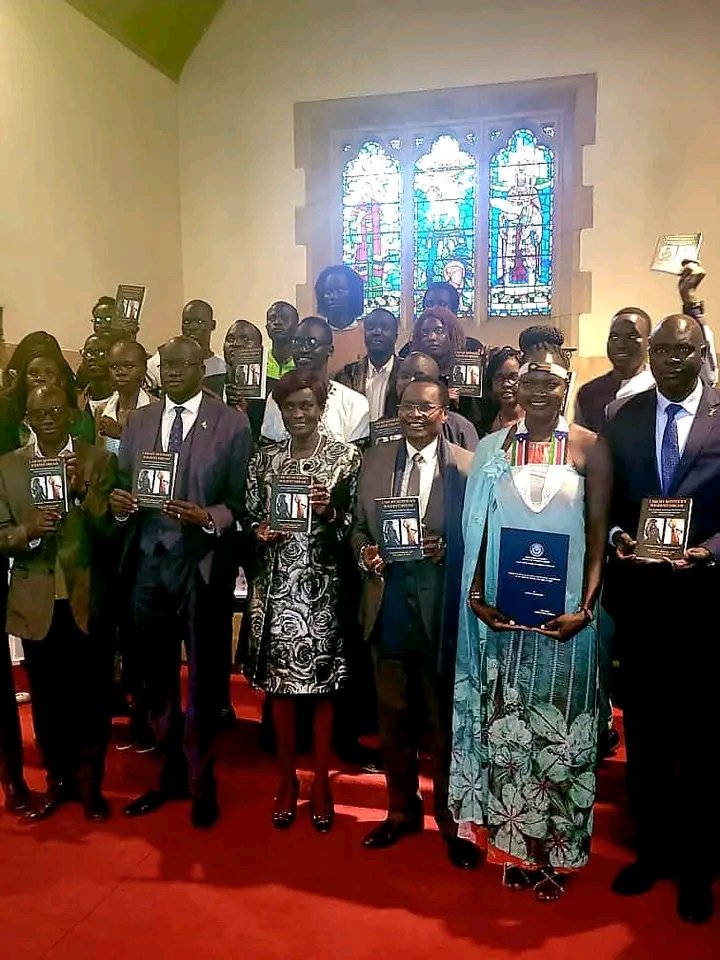nyatongyik2021's tweet photo. East Africa Book Tour comes to end at Addis Ababa Ethiopia 🇪🇹 where my Refugee started 22 years ago.
My gratitude goes to all everyone who made this journey successful 🙏
#Iamnyatongyik #ssot🇸🇸
#capdowry. #NoToChildMarriage
#NoToForceMarriage
#NotoEarlyMarriage
#IMWD https://t.co/KyWPjs6kXX
