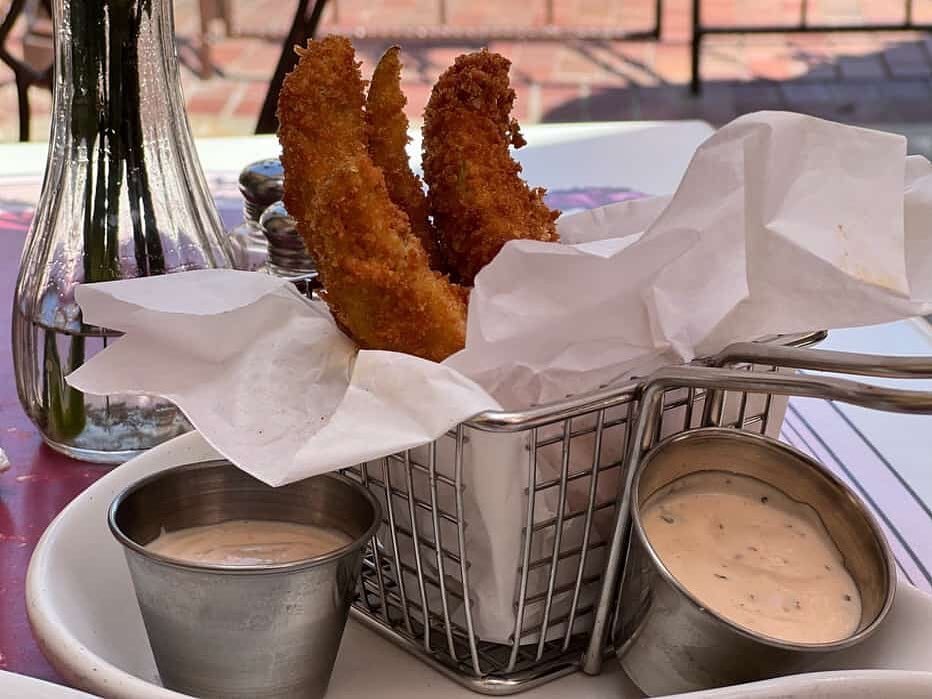MouseWait's tweet photo. #carnationcafe: #friedpickles $8 before tax and or discounts. pc GPD #mousewait #disneyland #mainstreetusa https://t.co/Vmtab7XhMX https://t.co/YJl3dTEcBL