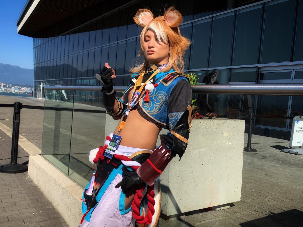 catboyuno's tweet photo. Hmm.. When I first read "concrete jungle," I thought there would be trees. Seems like Watatsumi Island has more of them. Still, let's explore this city together, Traveler! 🐶💛
#AniRevo2022 #Gorou #GeneralGorou #GenshinImpact #goroucosplay https://t.co/acEpqfGVfS