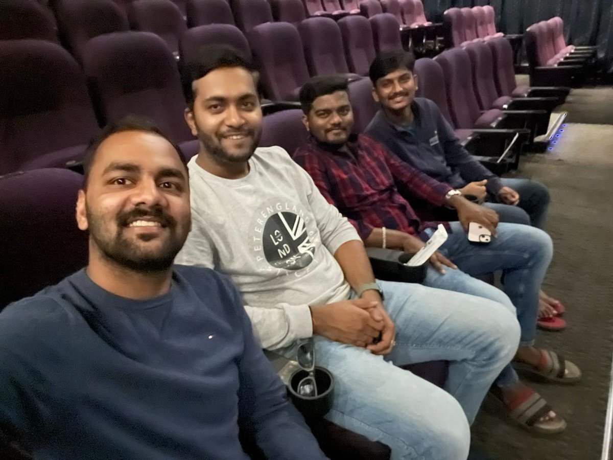 MHALUPUJARI9's tweet photo. Today we enjoyed Vikrant Rona movie in Pune, super suspense thriller movie,@KicchaSudeep Anna acting is top notch,@anupsbhandari ಅವರ ನಿರ್ದೇಶನದಲ್ಲಿ ಹೊಸತನ ಇದೆ ಅದ್ಭುತವಾದ ಪ್ರಯತ್ನ, ನಮ್ಮ ಕನ್ನಡದ ನೆಲದಿಂದ ಈ ತರಹದ movie ಬರ್ತಾ ಇರೋದು ಹೆಮ್ಮೆಯ ವಿಷಯ ❤️🔥 #VikrantRonaBlockBuster
#SupportKFI https://t.co/xjv446DTIB