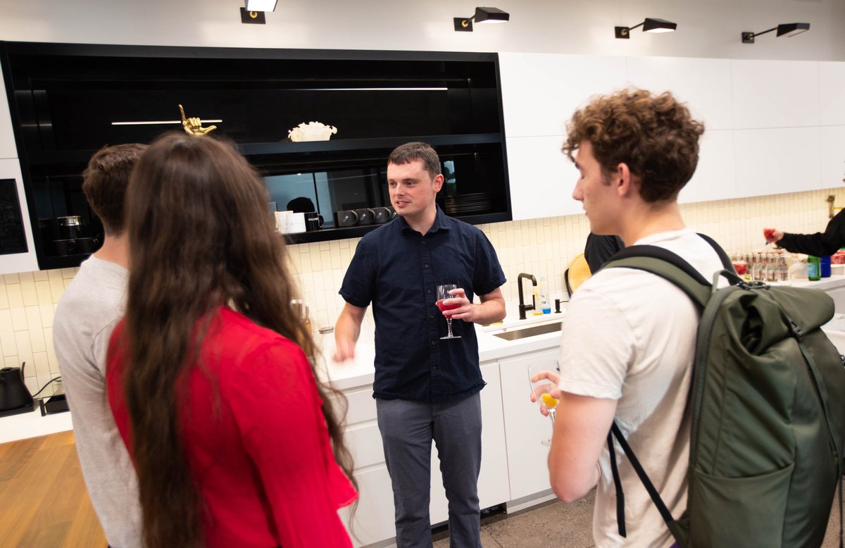 3/ Lux NYC + summer interns &amp; friends x mocktails…