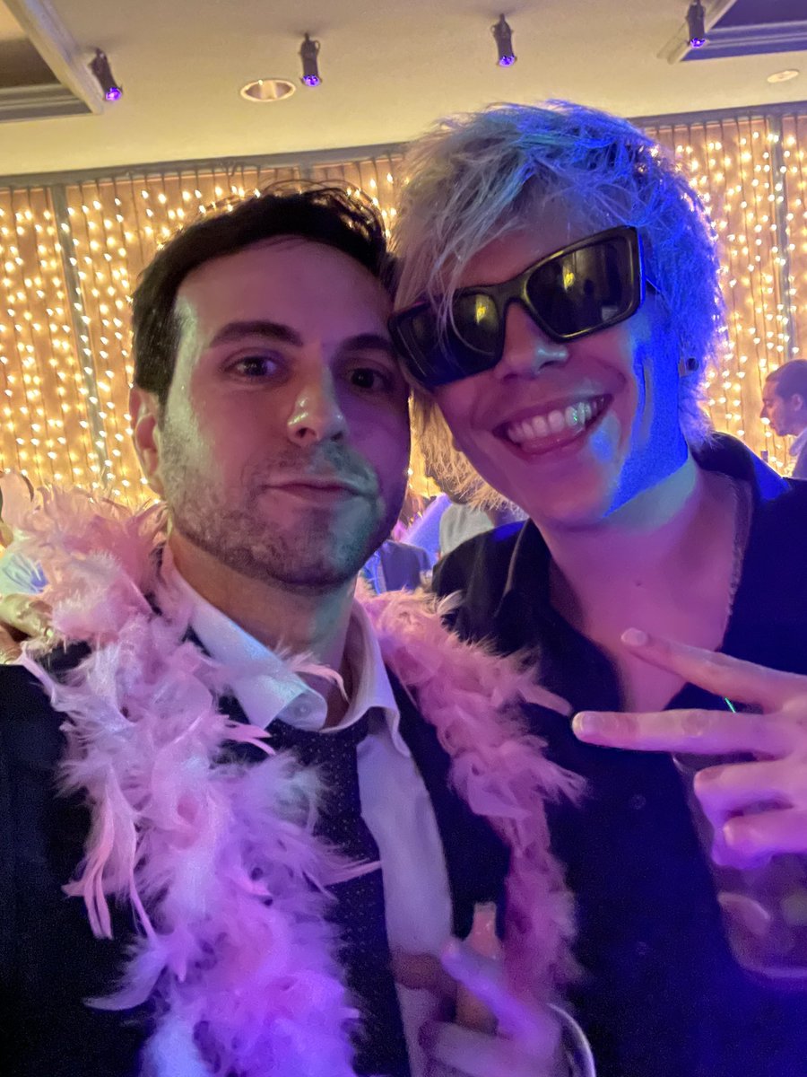 Fernandazzz_'s tweet photo. @vegetta777 @xFaRgAnx @LOLiTOFDEZ @WillyrexYT @bysTaXx @Rubiu5 El verdadero "Sois los siguientes" https://t.co/BsF86TGUm5