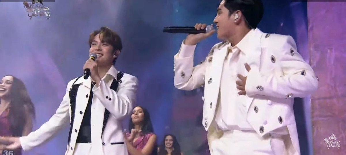 urfelipe_'s tweet photo. SB19 PERFORM ON BINIBINING PILIPINAS 2022 !!

@SB19Official #SB19
#BinibiningPilipinas2022 #BBPGrandCoronation2022 https://t.co/zdDs7ct8SU
