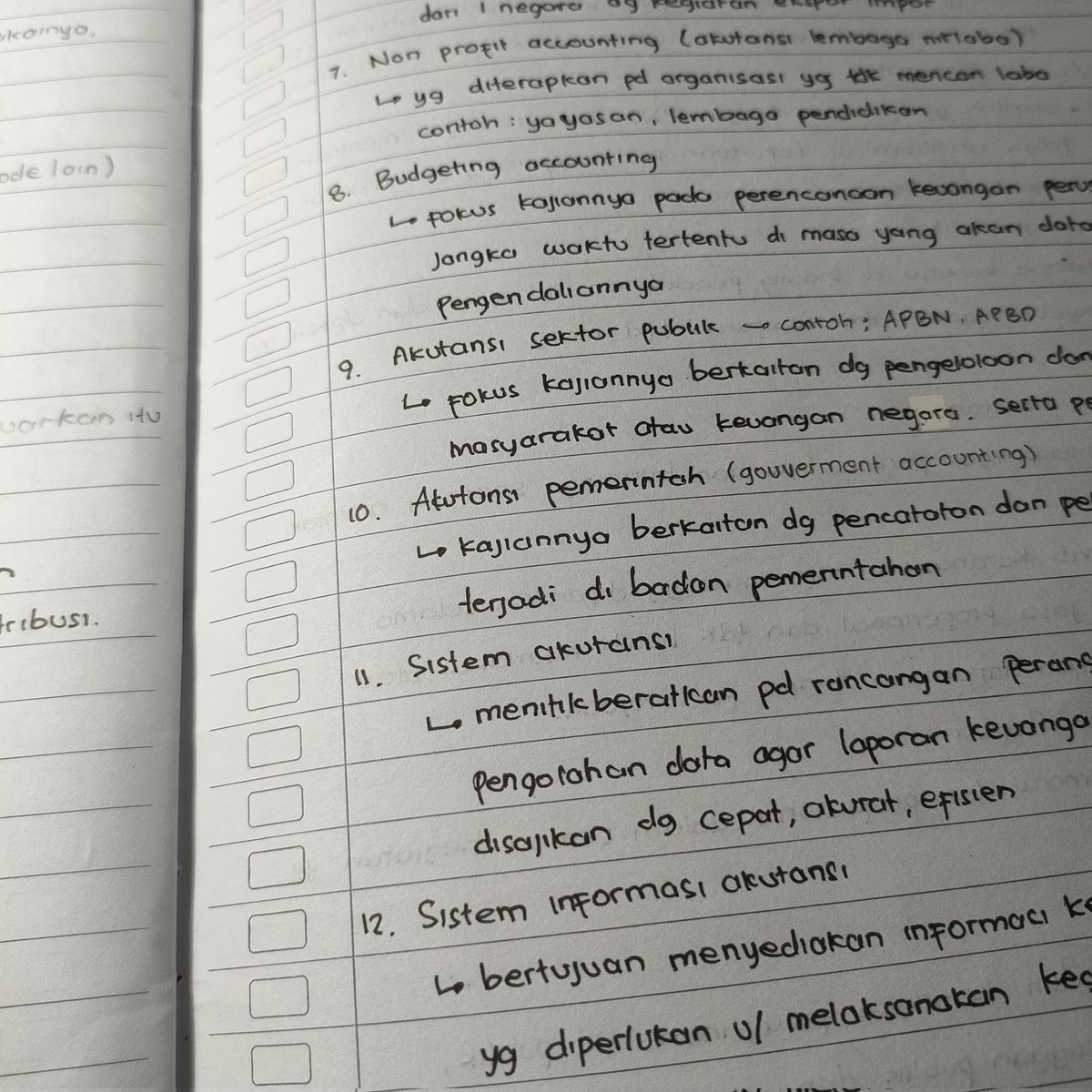 studfie's tweet image. — ✰ study progress !!  ۰ ་ ⋆
            ꒰ 31/07/22 ꒱

pertama kali up study progress disinii, hari ini aku selesaikan tugas dan siapin uh untuk besok😵‍💫