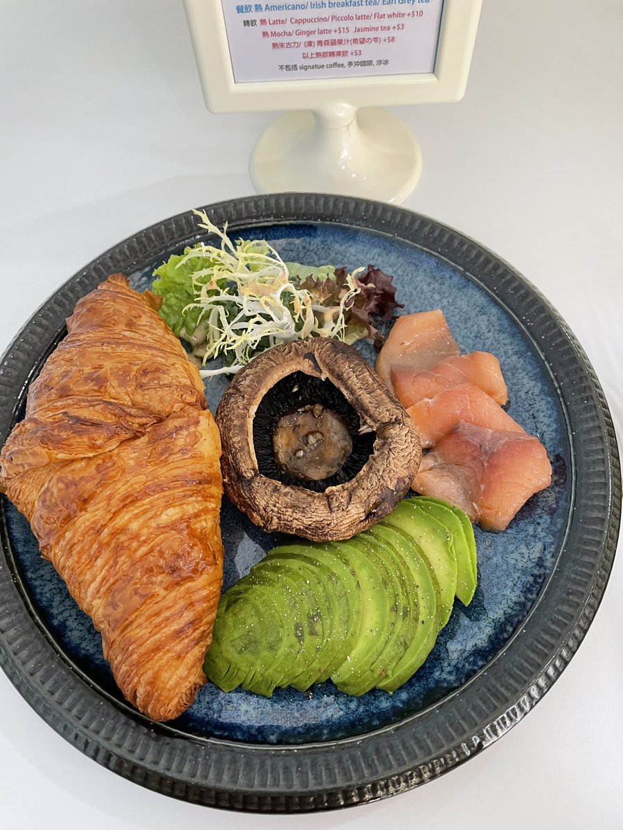 LabNotedaily's tweet photo. 近日發生咗啲好唔開心既嚴重意外
心情真心唔好
放假走咗去食黃店食個早餐飲下咖啡回復心情

#soracafe https://t.co/yXwerGUppD