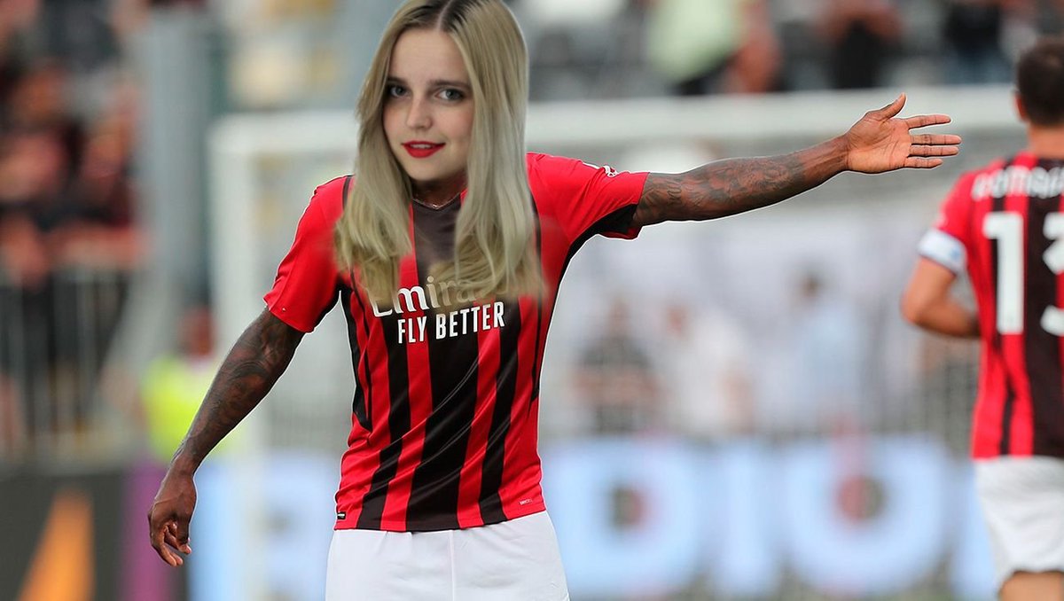 Nuestra jugatrola Codi Vore está muy encendida este partido, defendiendo a muerte hasta con la cara!!
Esa es la actitud chicas hay que seguir así y de momento el profe Gasspussyo se está tomando con calma el partido y no es tan ofensivo.

#ForzaMilanal ❤️🖤