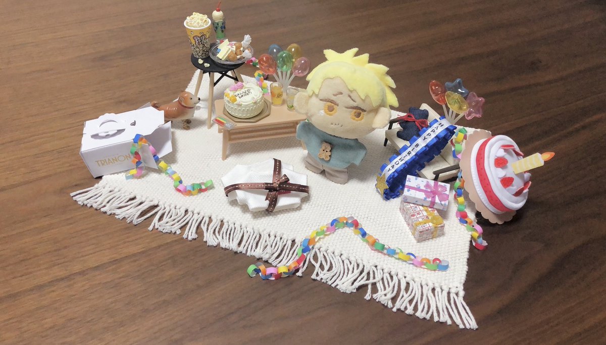 dobenaaa's tweet photo. ﾅｰﾁｬﾝ！誕生日おめでとう！

⚠︎自作ぬい 20220801 ライナー 誕生日🎂 https://t.co/OZ6a3ZQdTU