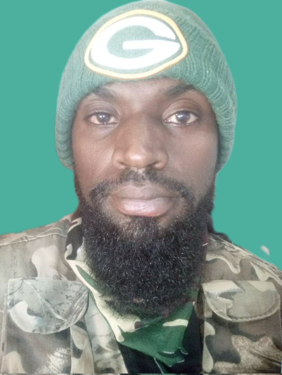 BeardMandevu's tweet photo. Peace wanted a live. https://t.co/bFSHJoElEm