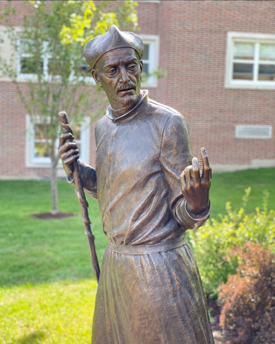 College of the Holy Cross tweet media