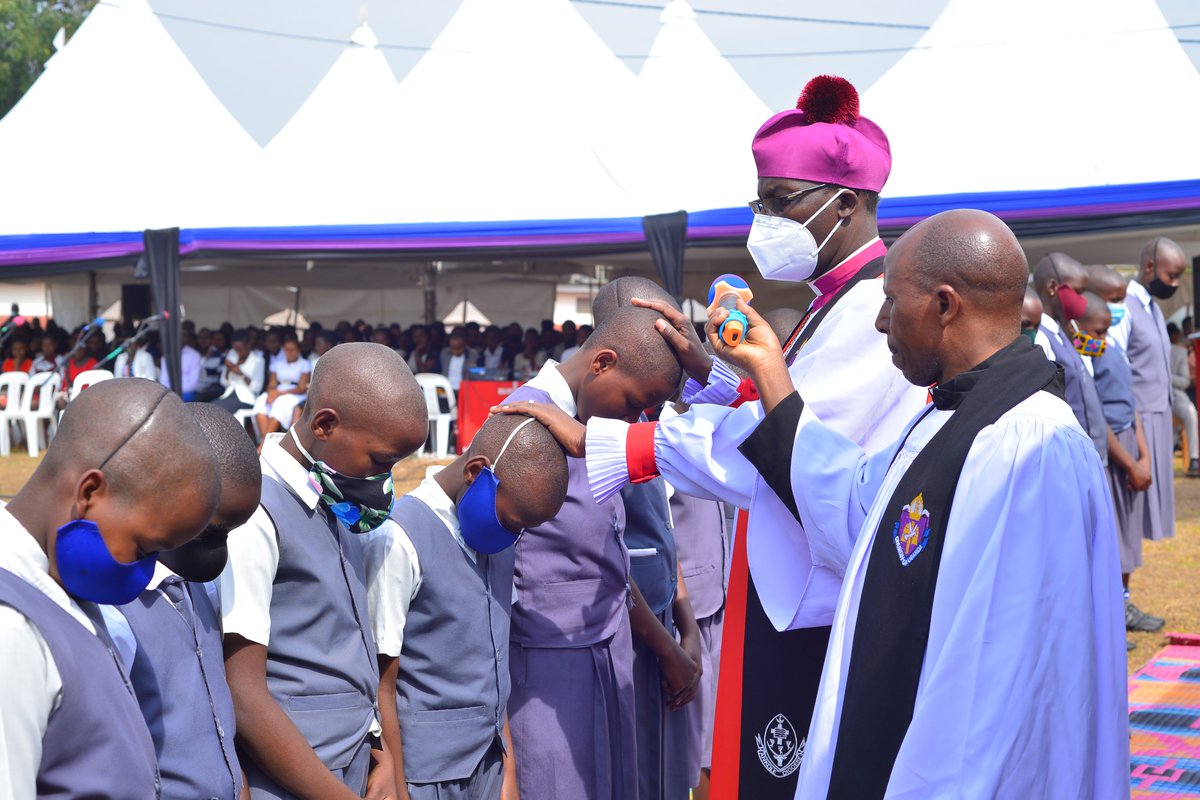 BishopStuartUni's tweet photo. Photo moments from today's Official Launch of 7th BSU Week and Confirmation service. More photos can be accessed here: https://t.co/wseVKli3rw
Follow Bishop Stuart University on https://t.co/4UIN6wpzZW

#BSUWeek #BSUAt20 #17thBSUWeek https://t.co/93zq2wwQaS
