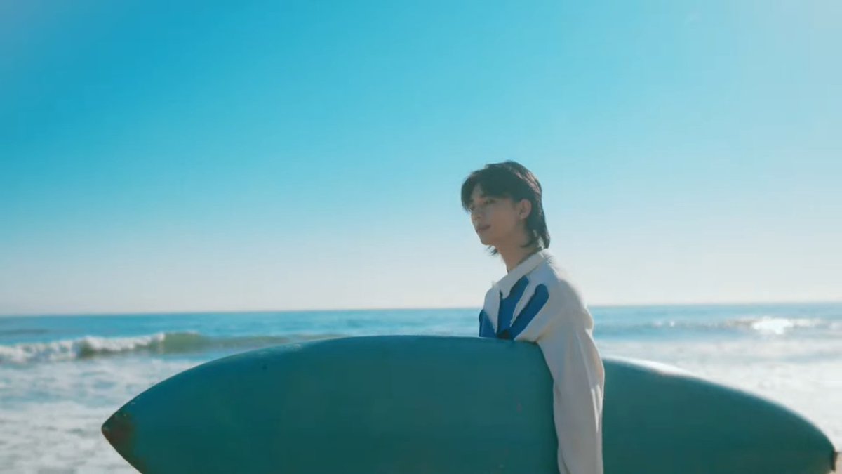 hyunjinpost's tweet photo. mixtape: time out https://t.co/zFd9RIStf4