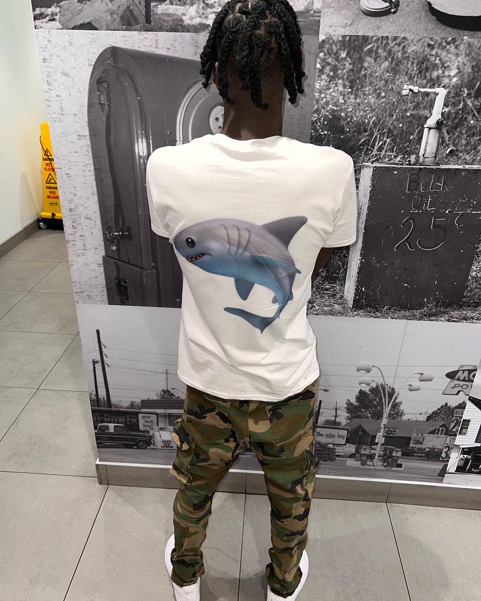 OGLOS9's tweet photo. I’m SharkBoy Sticcs 🦈
#LLBam foreve https://t.co/1yFANi8bv5
