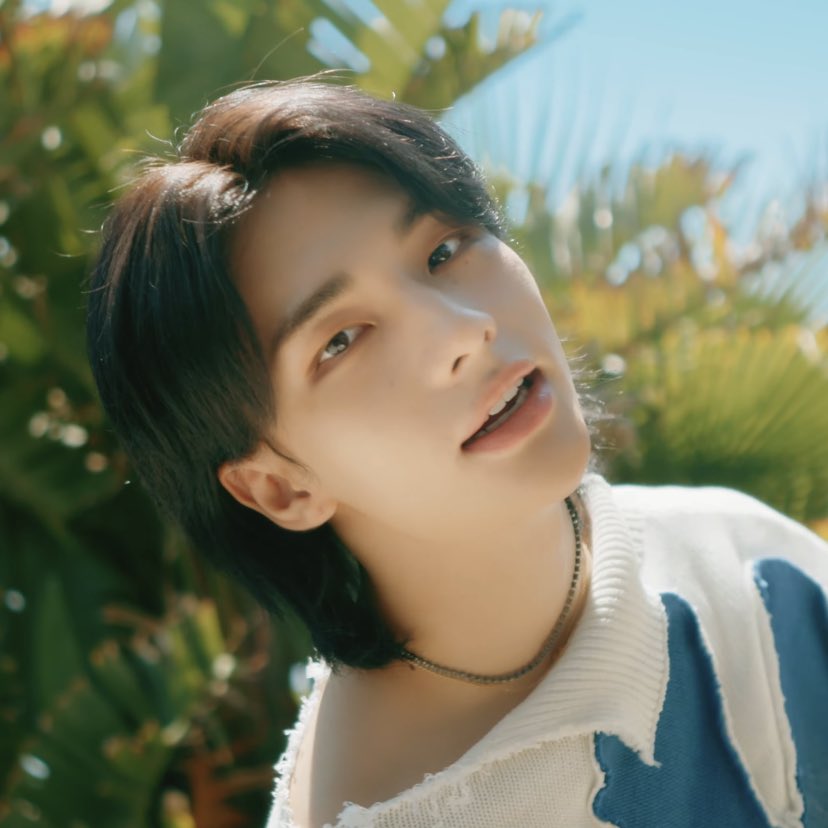 he’s so pretty to be real