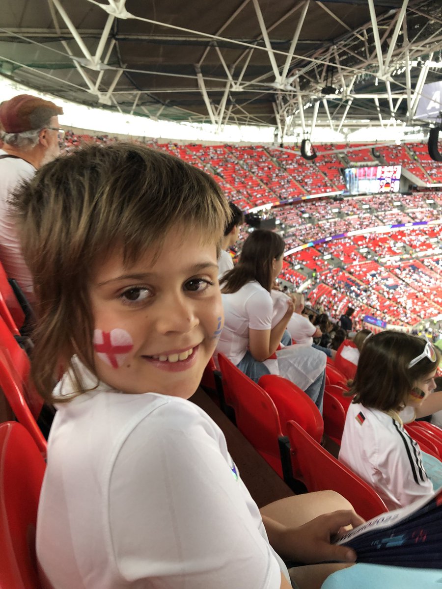 Counting down to kickoff. #WEURO2022 #WEuro2022Final