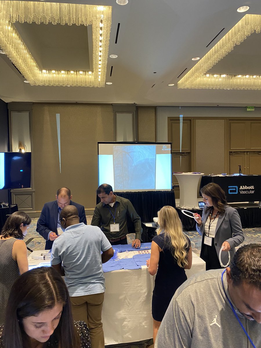 BCase07's tweet photo. Great time at PCIMasters Dallas learning all the technical skills for complex PCI cases. Thank you to the faculty @kevinjamescroce @jason_wollmuth @DrAmirKaki @KateKearney4 @duanepinto @BrianBergmark @AbbottCardio https://t.co/eLcNovwgQD