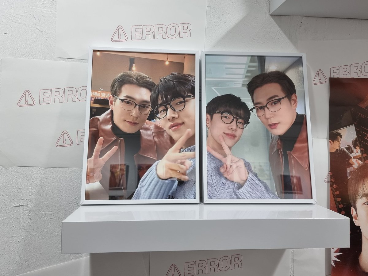 shje9310's tweet photo. 맞다 카페사진을 왜안올렸지😥😥
어쩐지 뭔가 허전하더라🤣 https://t.co/JlTxEuUSn1