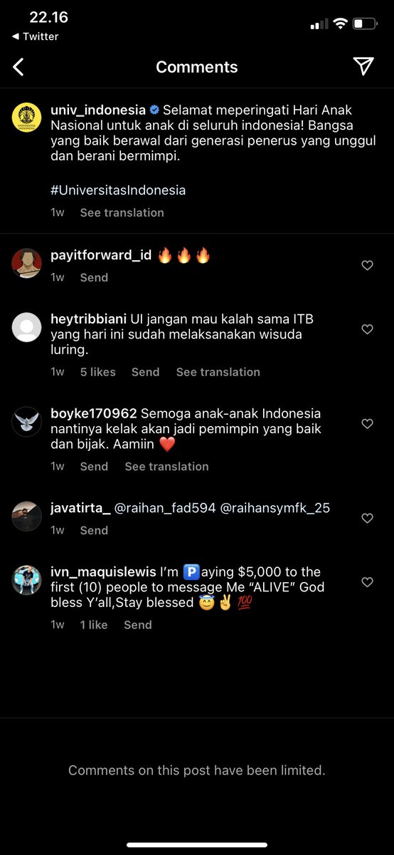 fauzanalrasyid's tweet photo. Anak-anak lapor katanya UI tutup kolom komentar di IG. Saya cek, saya masih bisa komentar. Saya coba cek pakai akun lain yang tidak mem-follow akun IG UI, ternyata memang tidak bisa komentar alias dibatasi. Kok begitu, ya @univ_indonesia? 😌 https://t.co/SM8TfL3Hau