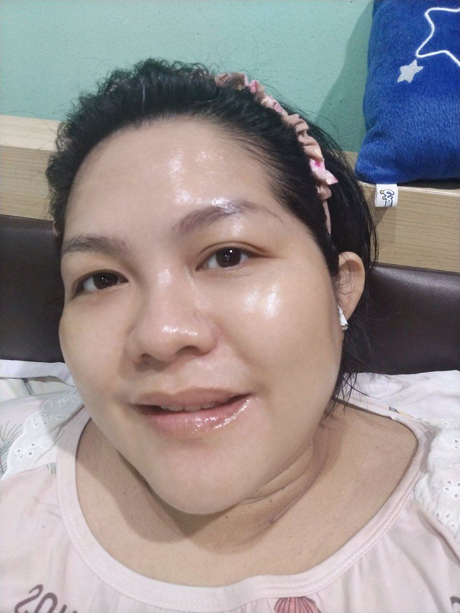 Sebelom tidur jng Lp skinkeran bestie 😁