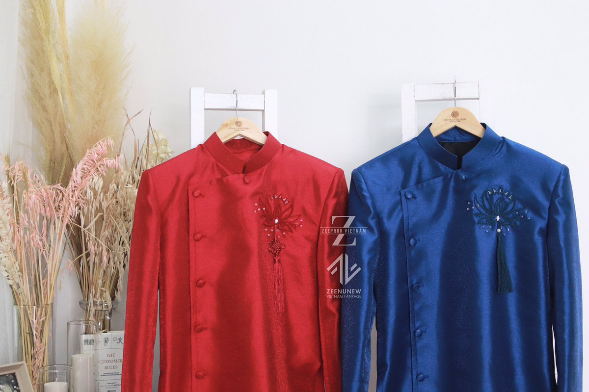 ZeePrukVN's tweet photo. It's an honor and a burst of emotion seeing our ZeeNuNew wearing our "Ao Dai"- A gift by @ZeePrukVN &amp; @ZeeNuNewVN 
Its left chest symbol is lotus - one of the closest one of Vietnamese, expressing purity and elegance.
Thank you P'Zee and N'NuNew for all.
#ZeeNuNew1stFMinVN https://t.co/zAZyT8QrP5