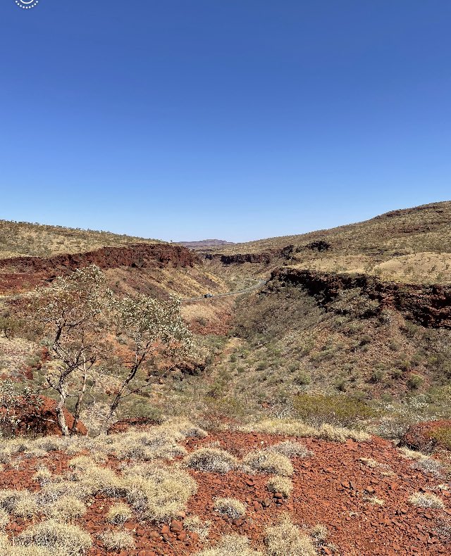 bren_c_f's tweet photo. @Crazyozzie Love and hate that place. 
East Munjina Gorge.
Albert Tognolini rest area just a few km north past the Karijini turn off. https://t.co/orNreJDkp9