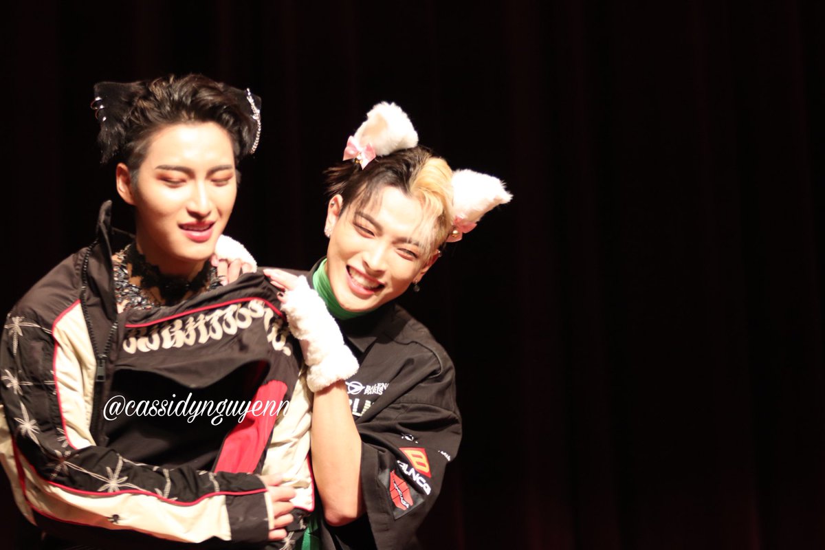 anakinhwa's tweet photo. hongjoong and hwa being the literal cutest🥹  #에이티즈 #ATEEZ https://t.co/DHZZ6ChwrA
