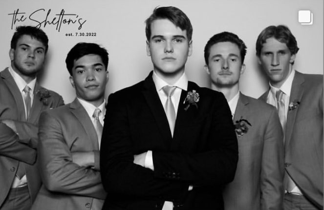SheltonCoach's tweet photo. Our son @john_sheltond1 & his beautiful fiancé Morgan got married yesterday. Great to celebrate w fam & friends & to see so many @NTexUnitedbball peeps!Love you, son! @APaulukaitis @Nshelton2k20 @Isaiahjones2020 #ProudDad #Theygrowupwaytoofast https://t.co/tr6Uxuzklf