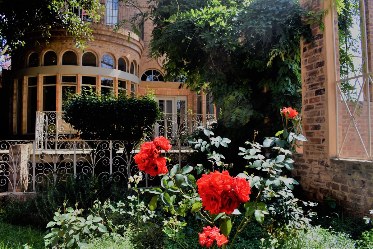 JIAS_UJ's tweet image. #JIAS 2023 Writing Fellowship

Important notice!

Tomorrow is the last day to apply for the JIAS 2023 Writing Fellowship.

Kindly click on the link below to apply:
jias.joburg/2023-writing-f…

Closing date: 1 August 2022 at 00:00 (SAST)