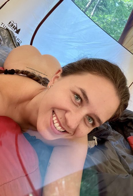 Making solo content soon! What do you want to see? https://t.co/kmf3VCLFYM<a href="/tag/fridayfeeling"class="tags"><span>#fridayfeeling</span></a>