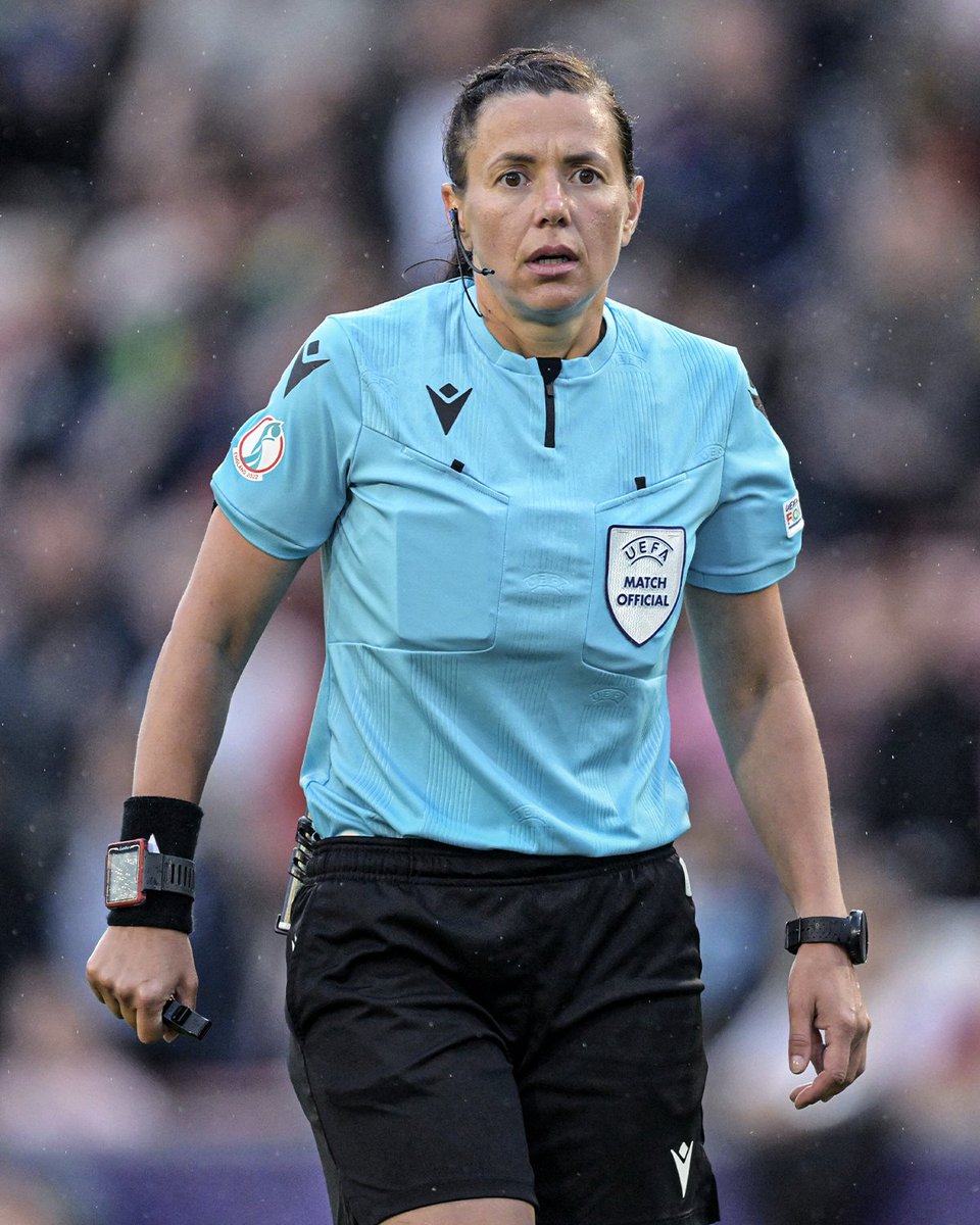 ESPNFC's tweet photo. Earlier this year, Kateryna Monzul decided to leave her home country, Ukraine, to escape the war.

Today, she is the official match referee for the Women's Euro 2022 final between England and Germany ❤️👏 https://t.co/QjVwG6U0uc