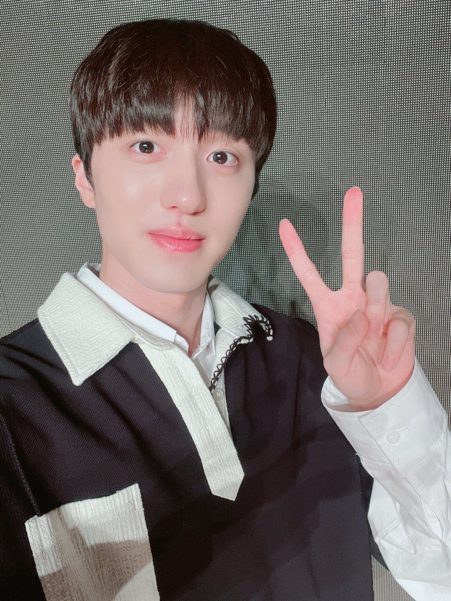 SF9_UNIFILES's tweet photo. https://t.co/hReKeTF8oJ