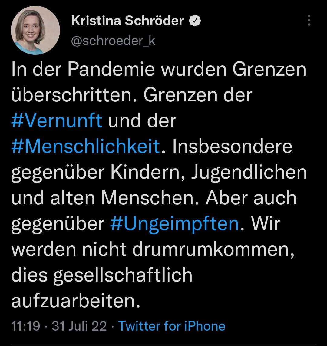 Ja, man kann bestimmte Corona-Maßnahmen ablehnen. Ja, man kann Schulschließungen falsch finden. Nein, die Grenzüberschreitungen kamen von der Gegenseite. Niemand schrie Naziparolen gegen Impfgegner, kein Hassmob rief Maskengegner zum Suizid auf. Diese Verdrehung ist unerträglich.