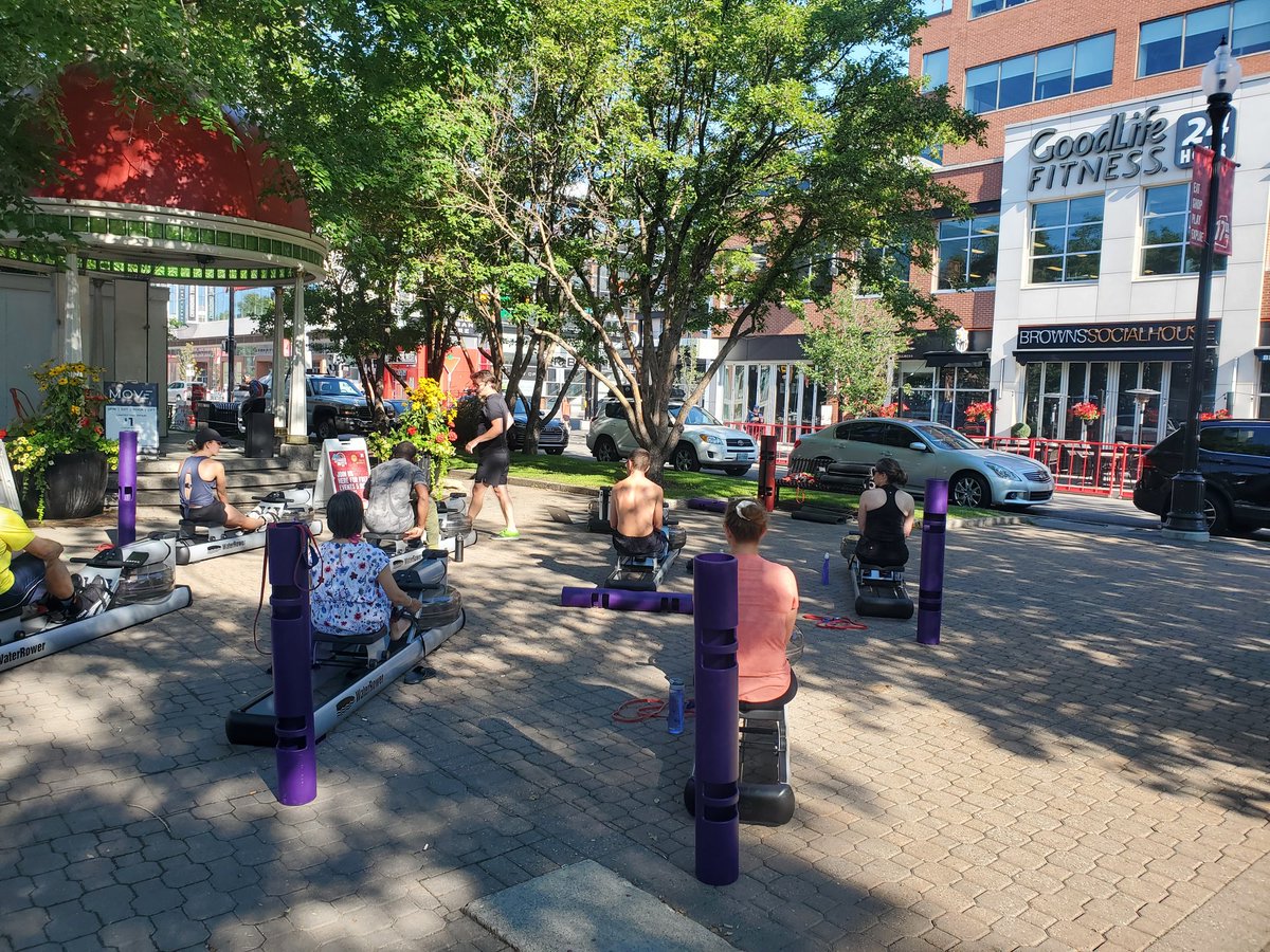 Day 31 of the Summer on 17th! Start your Sunday morning off right with Fitness with Move Crew- 60m Row 9:30am till 10:30am 

Then at 12:30-2:30pm for Classical Music Palladio Music 
Come enjoy a beautiful day in Tompkins park! 

#musicinthepark #17aveswyyc #dmeinc #yycnow