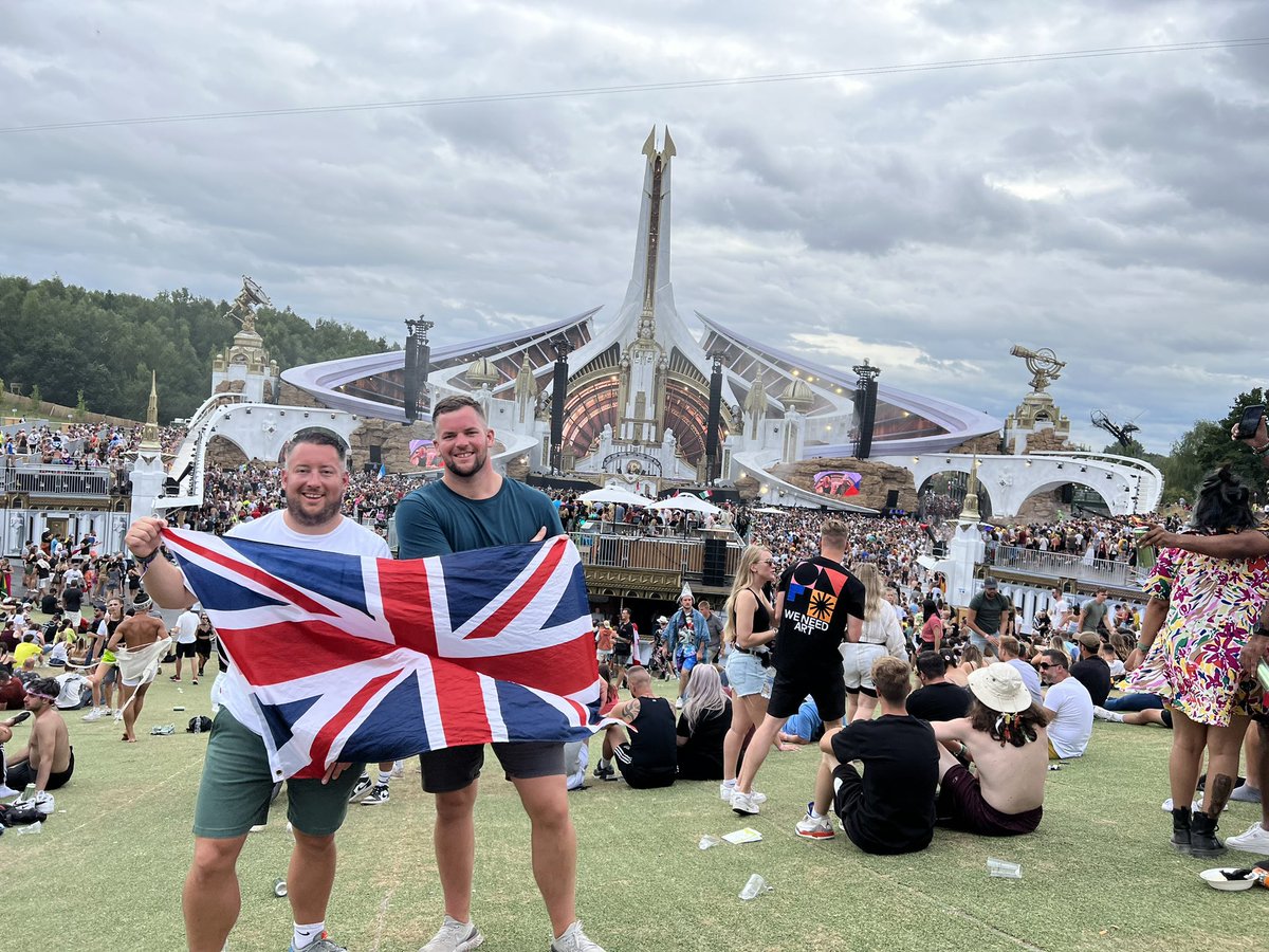 mpknight6's tweet photo. #Tomorrowland you have been epic @tomorrowland https://t.co/rVcyJe1mLZ