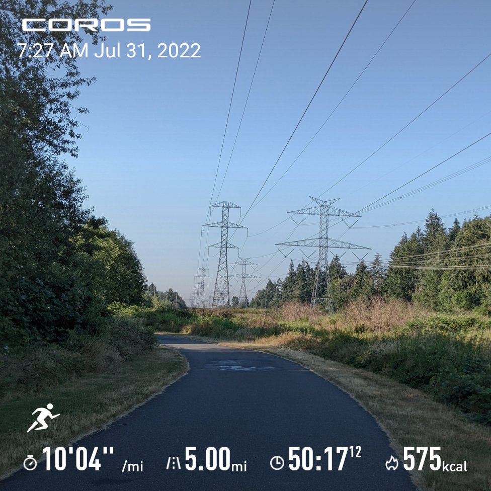DillieO's tweet photo. Even at 7:30 the sun was starting to beat down. Made the middle 1.5 a bit rough but finished out and enjoyed visiting my hydration backpack again. 3 weeks until RAGNAR!!! #running #trailrunning #ragnar2022 #ragnaroregontrail #teamfreshandfurious https://t.co/mh8ZHow9JC
