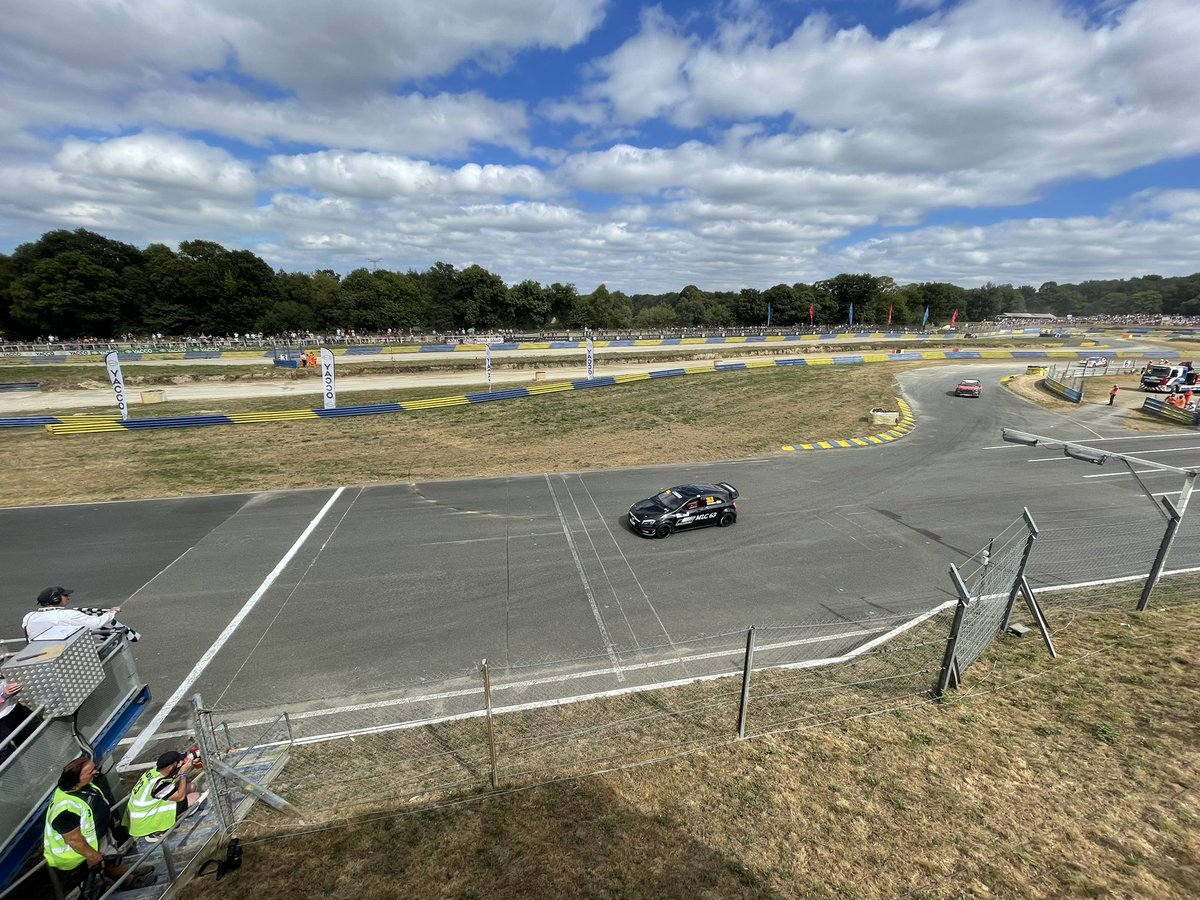 Rallycross_FR's tweet photo. Victoire de Nicolas Beauclé en #D3 ! #RallycrossFrance #Kerlabo https://t.co/89cMQ4IfL1
