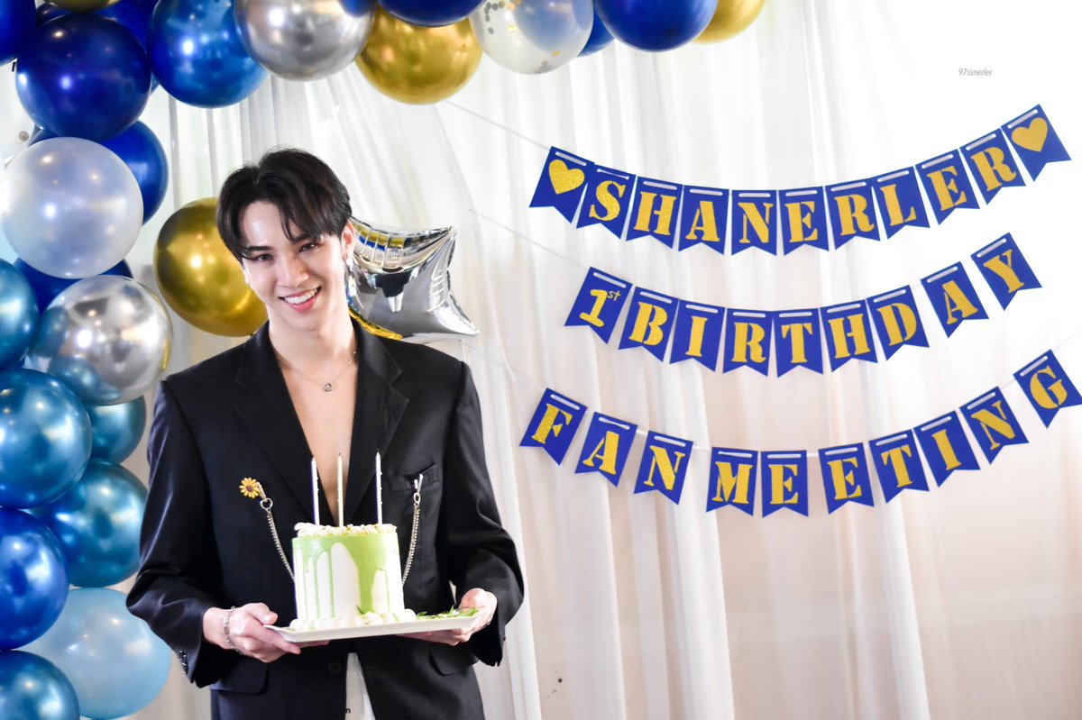 97ssnerler's tweet photo. 220731 Shanerler 1st Birthday FanMeeting💜
@Shanerler 
#S1BF
#สมุนของเด็กร้าย 
#เชนเนอร์เลอร์ 
#เชนเนอร์เลอร์เป็นเด็กร้ายๆ 
#Shanerler 
#ShaneNutchapol https://t.co/5O9YQeITBb