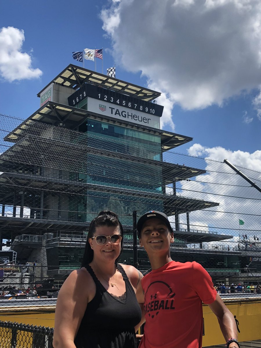 Heidilou05's tweet photo. Carson’s first time at #THEBRICKYARD!! https://t.co/xrKmOJgsvY