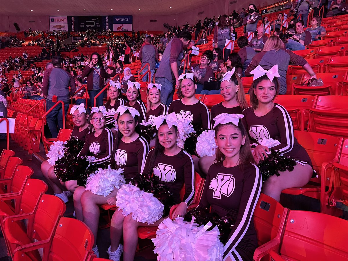 YHSteaCHeer's tweet photo. Be the CHANGE 🤍 95 years in the 915💯 #bowup🏹🏹🏹 #POLV🤍 #servantleadership 💯 https://t.co/9UVT2J3Vuh